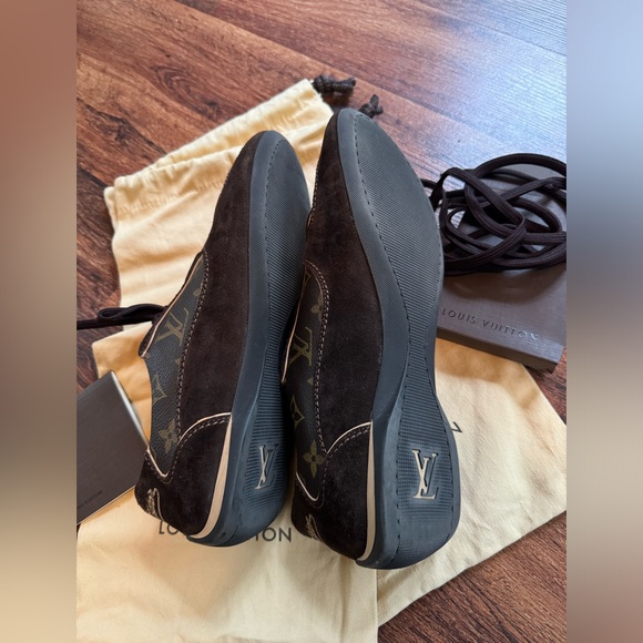 Louis Vuitton rare sneakers size 37.5 - Picture 3 of 4